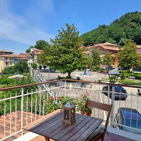 Core A Core Rooms Santo Stefano del Sole Екстер'єр фото