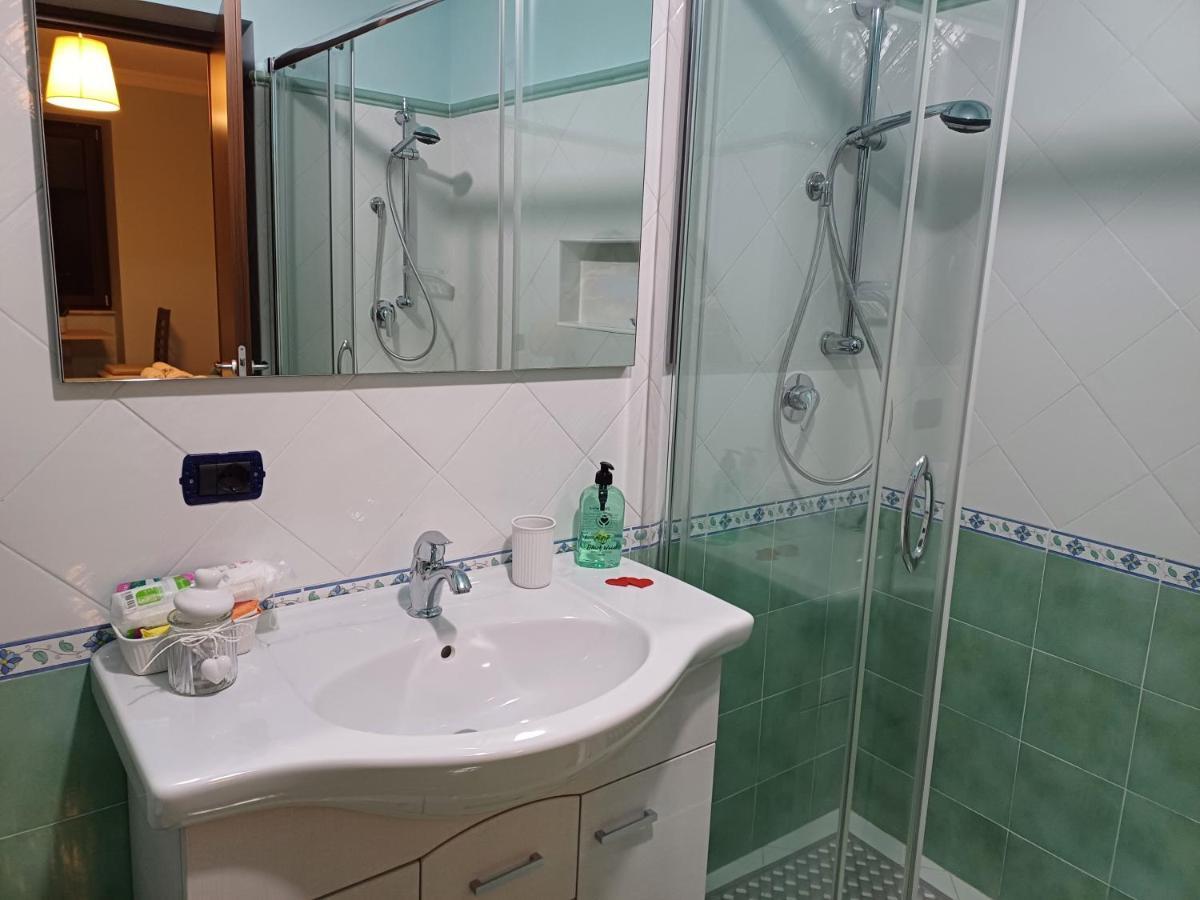 Core A Core Rooms Santo Stefano del Sole Екстер'єр фото