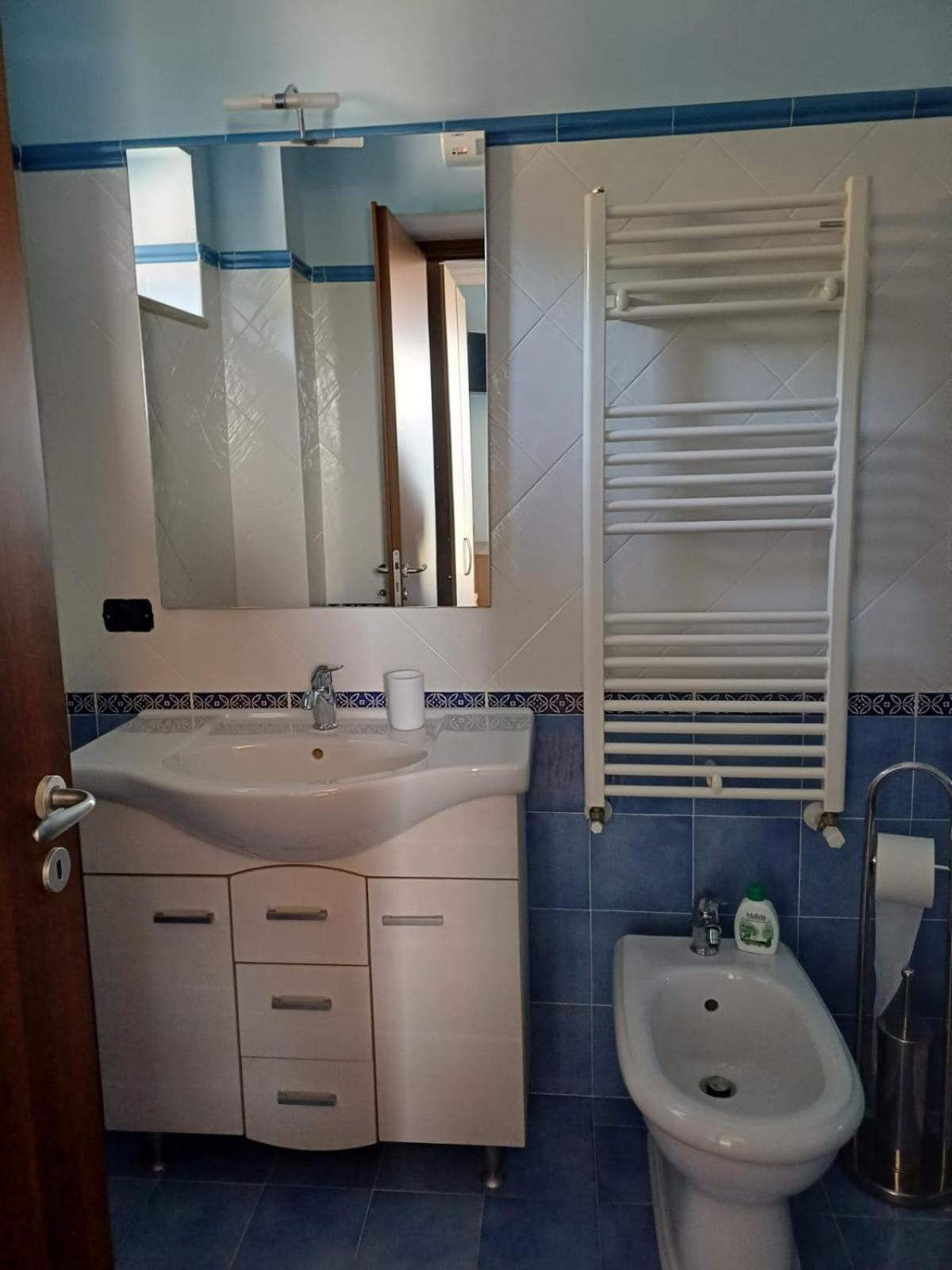 Core A Core Rooms Santo Stefano del Sole Екстер'єр фото
